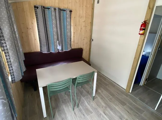Relais Des Brison Campingplads 2*