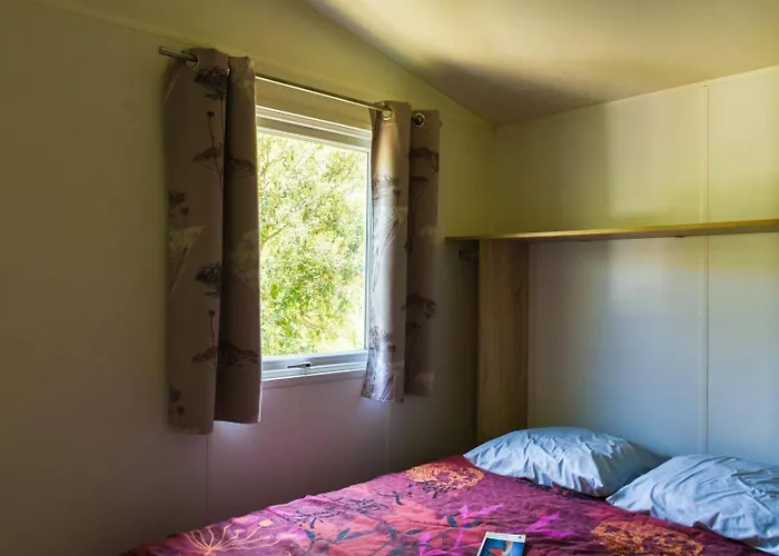 Kemping Relais Des Brison Beaumont